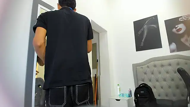 Snapshot of paull_cassidy chatting on November 23, 11:32 am paull cassidy online show from November 23, 11:32 am