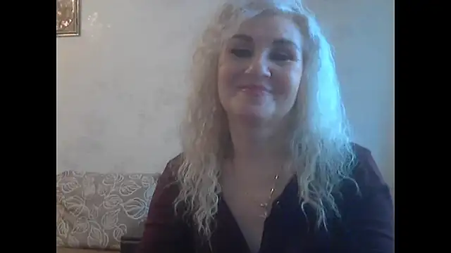LadySexyBlond online show from January 7, 6:49 am