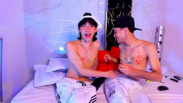 Snapshot of Lovers_21 chatting on September 28, 8:20 am Lovers 21 online show from September 28, 8:20 am