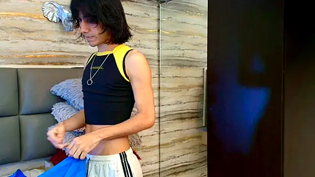 Snapshot of Lovers_21 chatting on November 3, 11:26 pm Lovers 21 online show from November 3, 11:26 pm