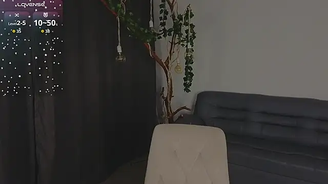 Snapshot of Nicole_Broown_ chatting on June 28, 8:59 pm Nicole Broown online show from June 28, 8:59 pm