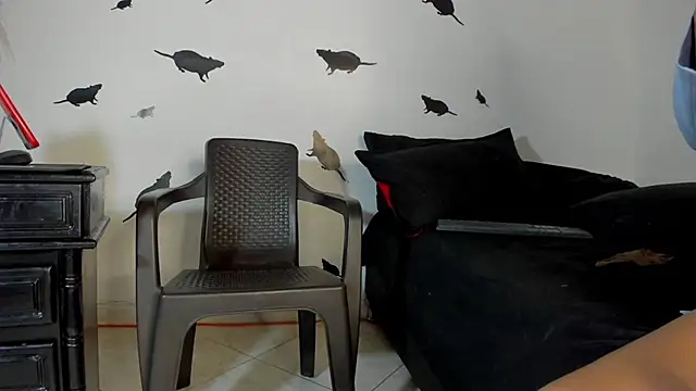 Snapshot of Carlota_flow chatting on October 24, 1:35 am Carlota flow online show from October 24, 1:35 am