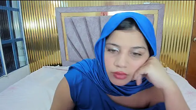 Amyra Rasi online show from January 6, 7:17 pm