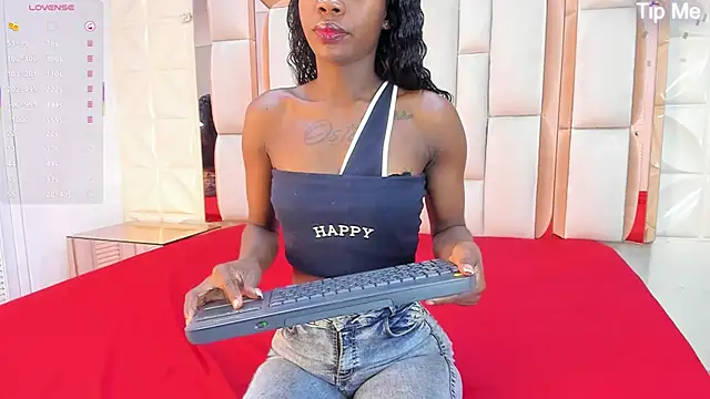 Snapshot of Sarah_Adamss chatting on November 8, 12:27 pm Sarah Adamss online show from November 8, 12:27 pm