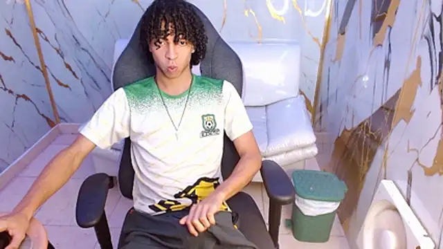 Snapshot of xion_ez chatting on February 20, 7:36 pm xion ez online show from February 20, 7:36 pm