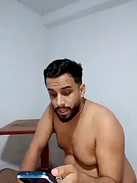 Snapshot of fabulousgirl chatting on December 5, 7:28 am fabulousgirl online show from December 5, 7:28 am