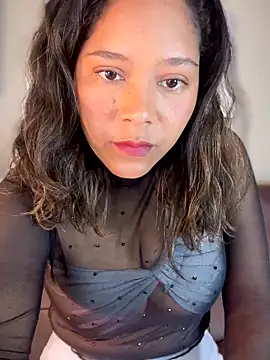 ariamonroe online show from September 25, 4:11 pm