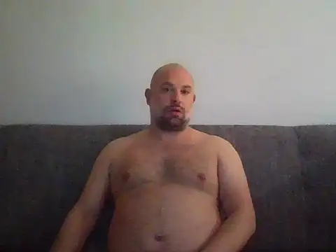 Snapshot of CristalDad chatting on October 27, 9:41 pm CristalDad online show from October 27, 9:41 pm