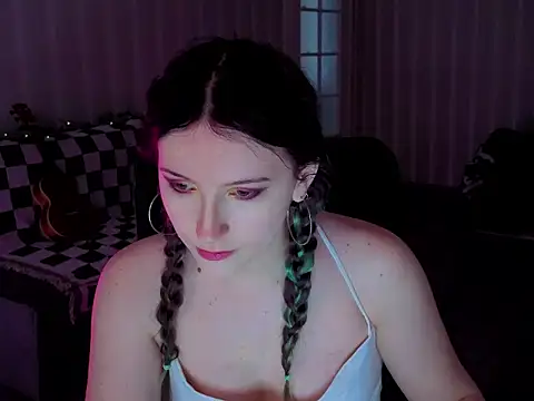 violet-siren-x online show from May 15, 12:34 pm