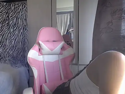 Nahomyyy online show from February 11, 7:08 pm