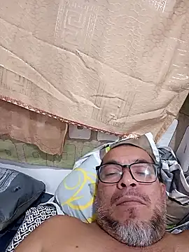 ANTHONYHOTT69 online show from October 7, 11:24 pm