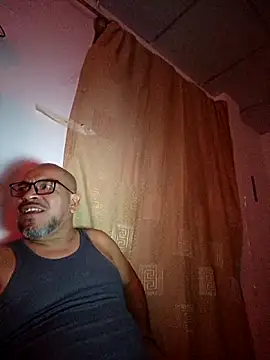 ANTHONYHOTT69 online show from March 8, 12:41 am