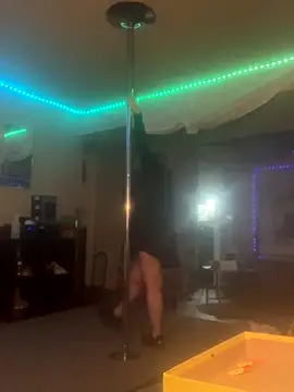 BuzzBunni69 online show from October 6, 3:48 am