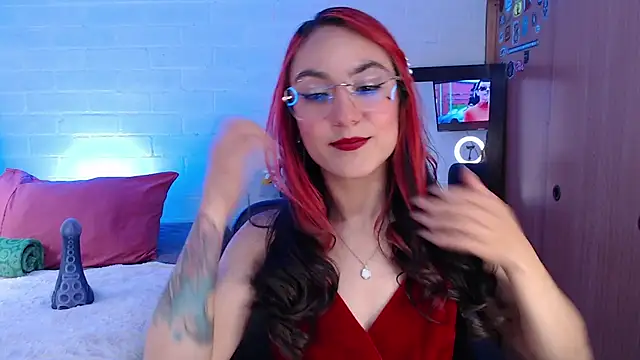 Snapshot of Amy66 chatting on May 20, 6:36 pm Amy66 online show from May 20, 6:36 pm