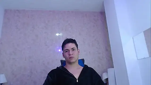 Aaron Foxxx online show from September 30, 1:05 pm