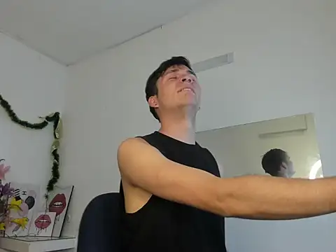 Aaron Foxxx online show from December 23, 12:41 am