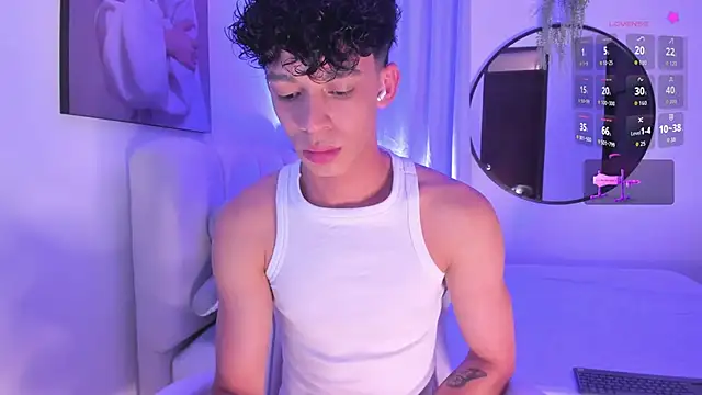 lion stone online show from October 3, 9:12 pm