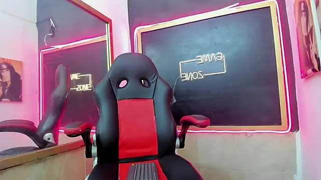 Snapshot of Stiben_boy chatting on September 30, 7:19 pm Stiben boy online show from September 30, 7:19 pm