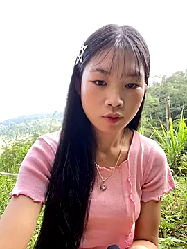 Snapshot of -mayhan11 chatting on October 10, 8:13 am -mayhan11 online show from October 10, 8:13 am