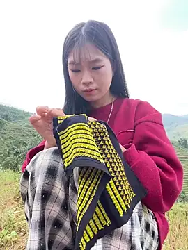 Snapshot of -mayhan11 chatting on October 18, 4:37 am -mayhan11 online show from October 18, 4:37 am