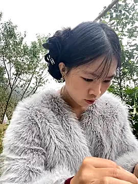 Snapshot of -mayhan11 chatting on October 31, 3:29 am -mayhan11 online show from October 31, 3:29 am