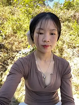 Snapshot of -mayhan11 chatting on November 30, 4:49 am -mayhan11 online show from November 30, 4:49 am