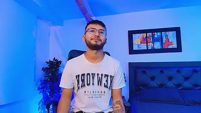 Blakegabriel  online show from September 26, 4:16 am