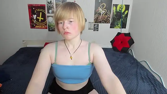 Cattie w  online show from March 1, 1:07 am