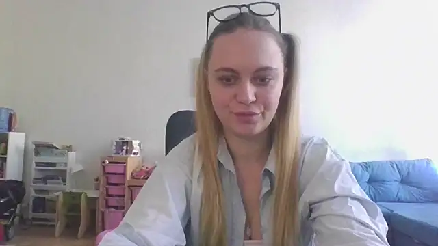 Cynoraye online show from February 4, 9:48 am