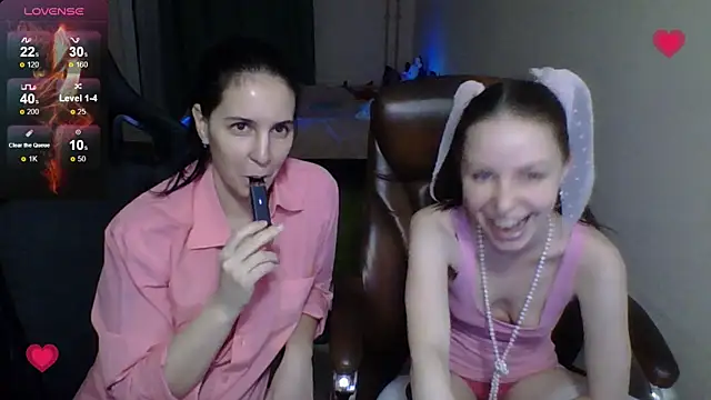 Irwi Tomboy online show from January 7, 9:39 pm