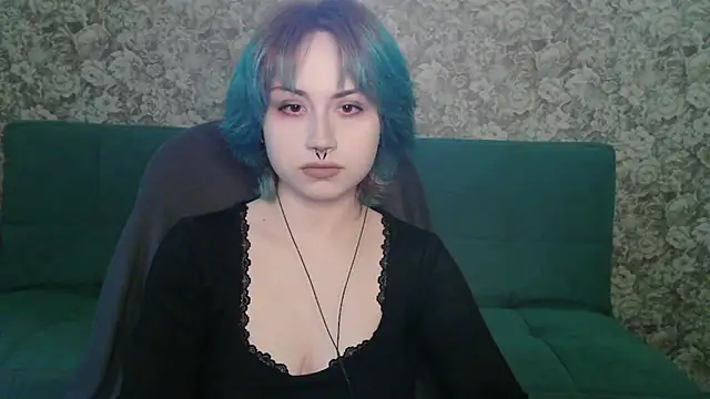 Snapshot of LeisaHopperstad chatting on April 6, 2:18 pm LeisaHopperstad online show from April 6, 2:18 pm