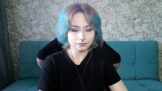 Snapshot of LeisaHopperstad chatting on April 15, 2:13 pm LeisaHopperstad online show from April 15, 2:13 pm