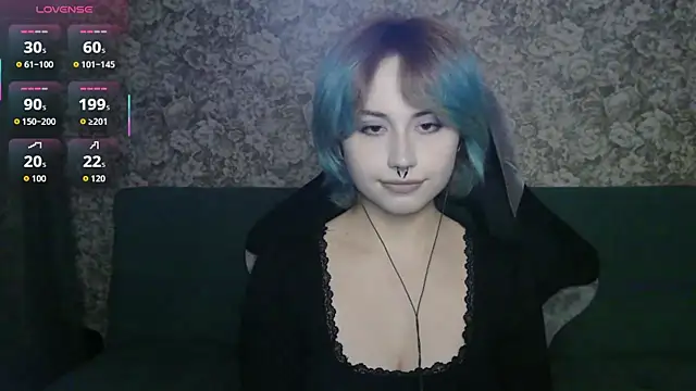 Snapshot of LeisaHopperstad chatting on April 18, 7:07 pm LeisaHopperstad online show from April 18, 7:07 pm
