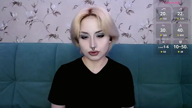 Snapshot of LeisaHopperstad chatting on July 11, 9:45 am LeisaHopperstad online show from July 11, 9:45 am