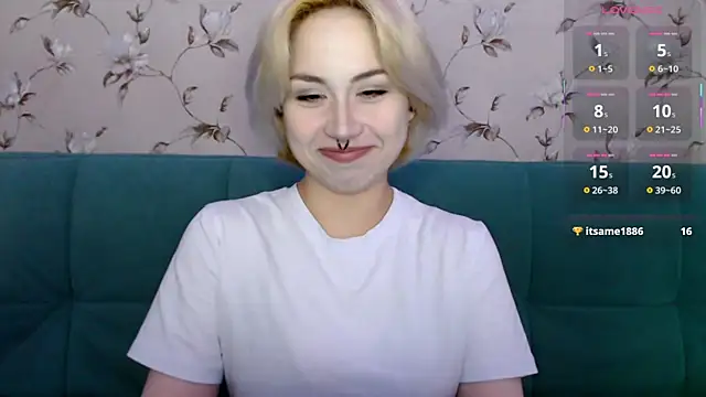 Snapshot of LeisaHopperstad chatting on July 15, 12:43 pm LeisaHopperstad online show from July 15, 12:43 pm