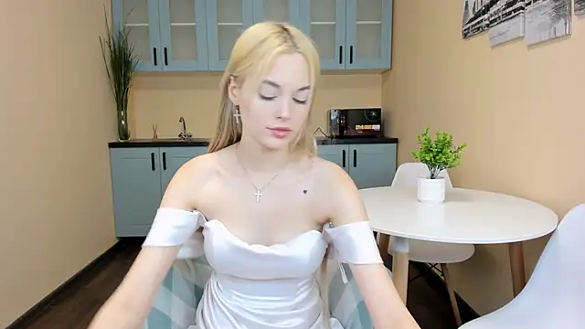 CallMeMargo online show from October 8, 11:19 am