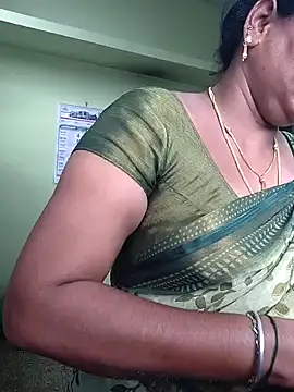 navyasree143 online show from January 7, 4:04 am