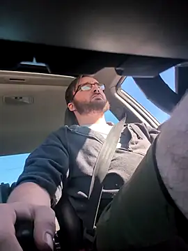 bear8t online show from October 29, 9:16 pm