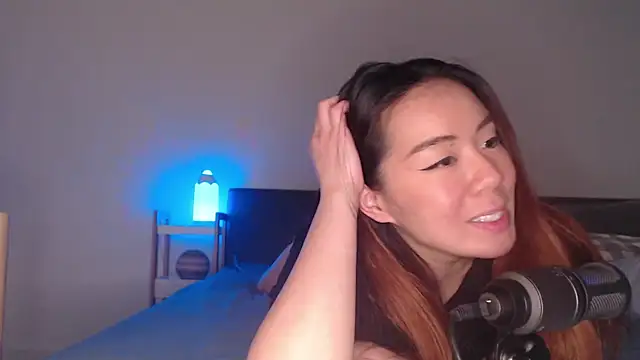 blueburrypie online show from October 24, 12:34 pm