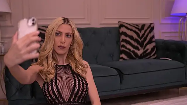 EllaBlake online show from May 23, 5:56 am
