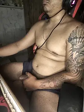 Snapshot of gtzmoreno chatting on November 24, 3:45 pm gtzmoreno online show from November 24, 3:45 pm