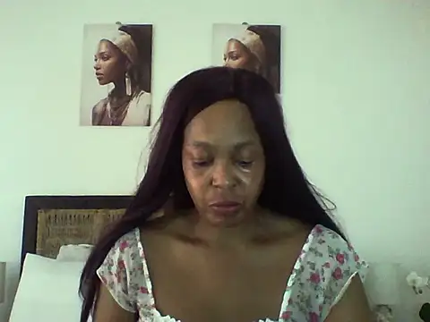 Snapshot of Blacksashaxx chatting on October 17, 7:55 am Blacksashaxx online show from October 17, 7:55 am