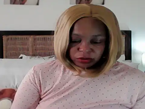 Blacksashaxx online show from May 8, 8:52 am