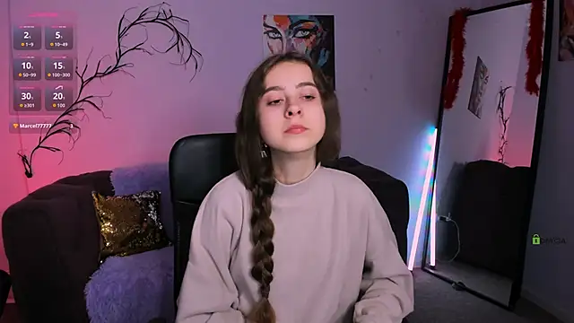 rebecca smile online show from November 20, 1:33 pm