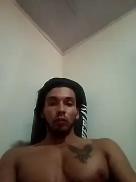 Snapshot of Miangelov chatting on October 8, 1:53 pm Miangelov online show from October 8, 1:53 pm