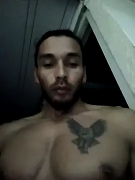 Snapshot of Miangelov chatting on November 4, 6:12 am Miangelov online show from November 4, 6:12 am