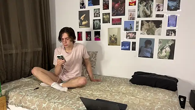 TroyLucero online show from November 11, 9:26 pm