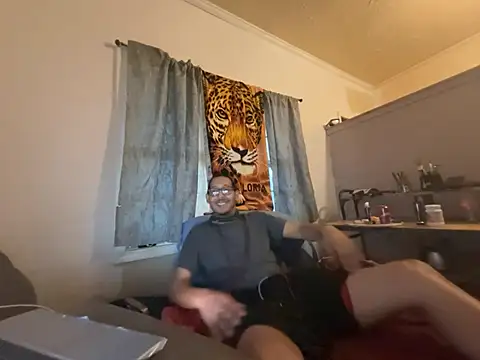 Snapshot of ThrowedWorldWide chatting on March 16, 12:09 pm ThrowedWorldWide online show from March 16, 12:09 pm