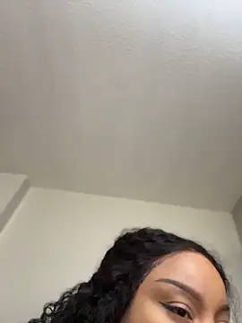 Snapshot of NeliaHexxen chatting on February 18, 7:04 am NeliaHexxen online show from February 18, 7:04 am