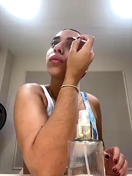 theladymonserrateshow online show from December 2, 12:10 pm